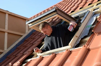 Pose de fenêtres de toit Velux à Veaugues